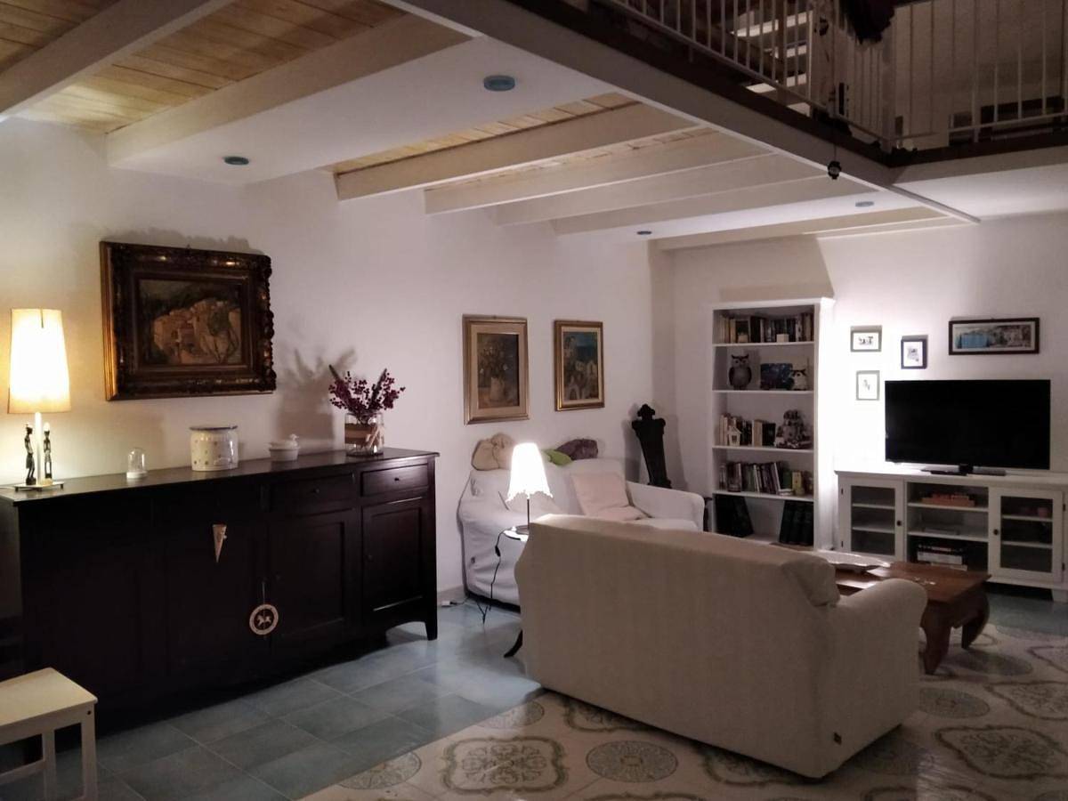 Appartamento intero, A Casa di Monica in Pozzuoli, Napoli e dintorni