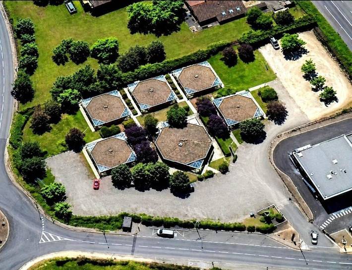 Hôtel pour 2 personnes, avec jardin ainsi que vue et terrasse à Mâcon - 3