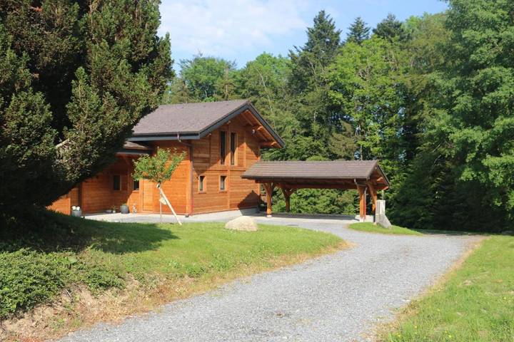 Gîte pour 4 personnes, avec Balcon ainsi que Terrasse et Jardin à Larringes