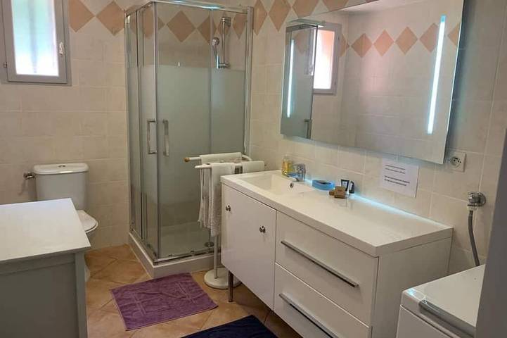 Location de vacances pour 3 personnes, avec jardin à Piana - 4