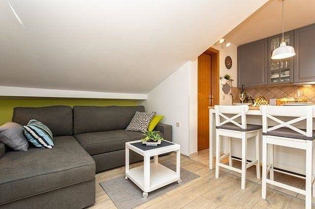 Entire holiday apartment, Pension Tina - App. 4 in Silo (Krk), Krk