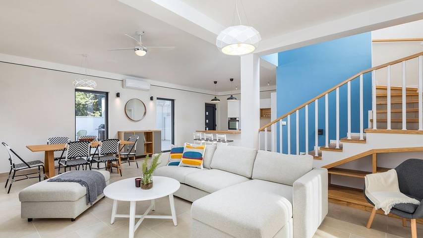 Villa pour 8 personnes, avec terrasse ainsi que piscine et jardin à Barbariga - 3