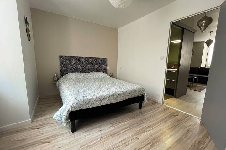 Gîte pour 4 personnes, avec jacuzzi à Rodez - 3