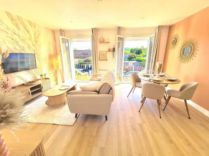 Location de vacances pour 4 personnes, avec vue et jardin à Tonnerre (Yonne)