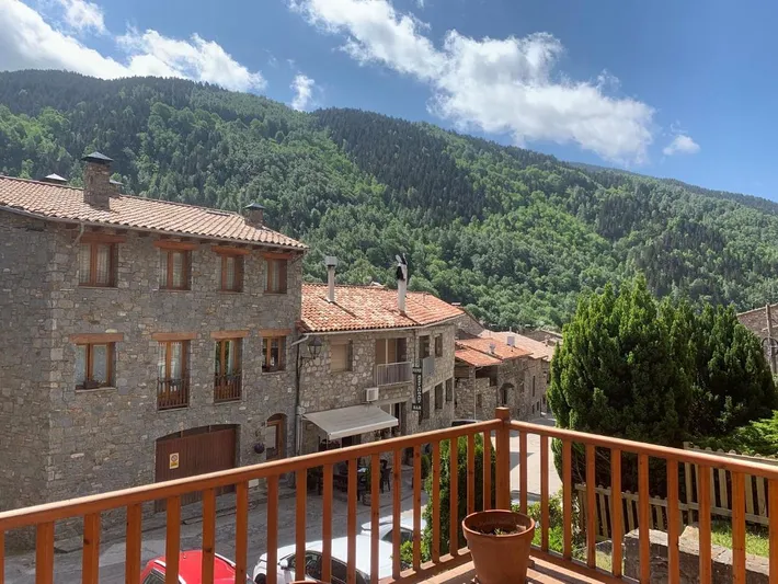 Apartamento de vacaciones para 6 personas, con vistas y jardín - 1