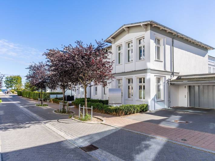 Ganze Ferienwohnung, Villa Erika App. 06 - nur 50 m zum Ostseestrand in Drei Kaiserbäder, Heringsdorf
