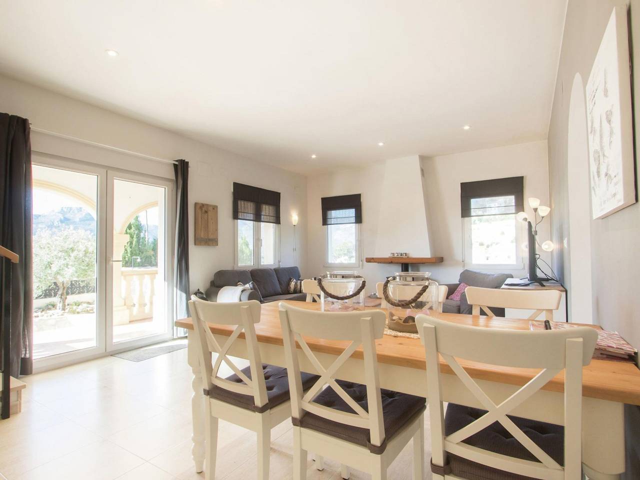 Stunning Holiday Home in Alcalali with Private Swimming Pool in Alcalalí, Costa Blanca