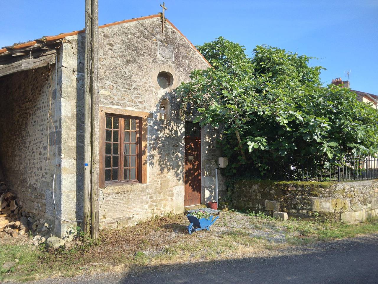 Converted medieval chapel gite in Limousin country in Rancon, Bellac region