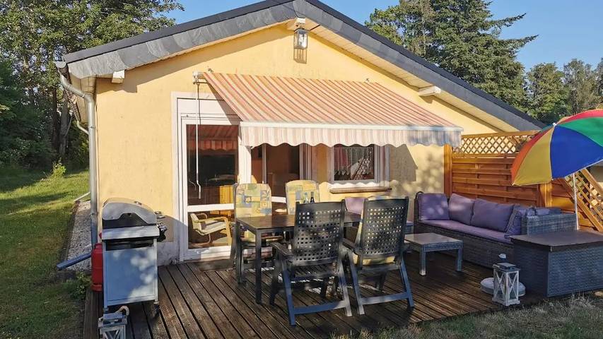 Vakantiehuis voor 4 personen, met terras in Daun