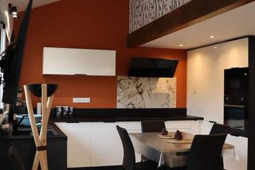 Location de vacances pour 8 personnes, avec piscine et terrasse dans Port de Taverna