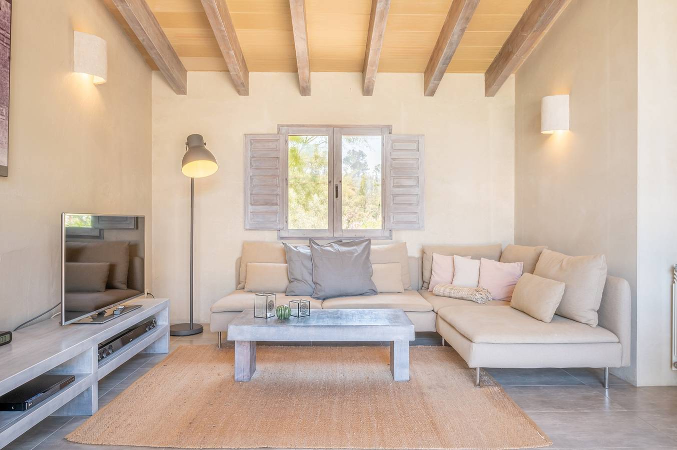 Ferienhaus 'Cascada' mit Bergblick, privatem Pool und Wi-Fi in Costitx, Mallorca Inselmitte