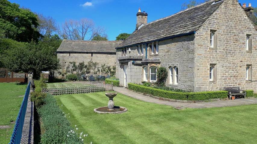 Holiday letting for 2 people, with view and garden in Baslow and Bubnell