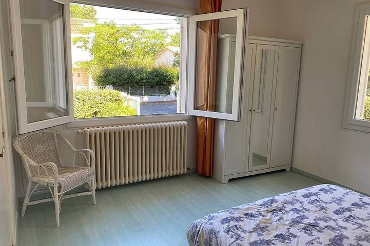 Villa 300 m beach shops quiet linen included suitable for all ages in Vaux-sur-Mer, Côte de Beauté