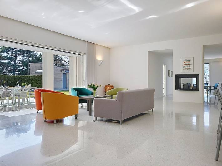 Bungalow für 6 Personen, mit Terrasse und Garten sowie Ausblick in der Schweiz - 2