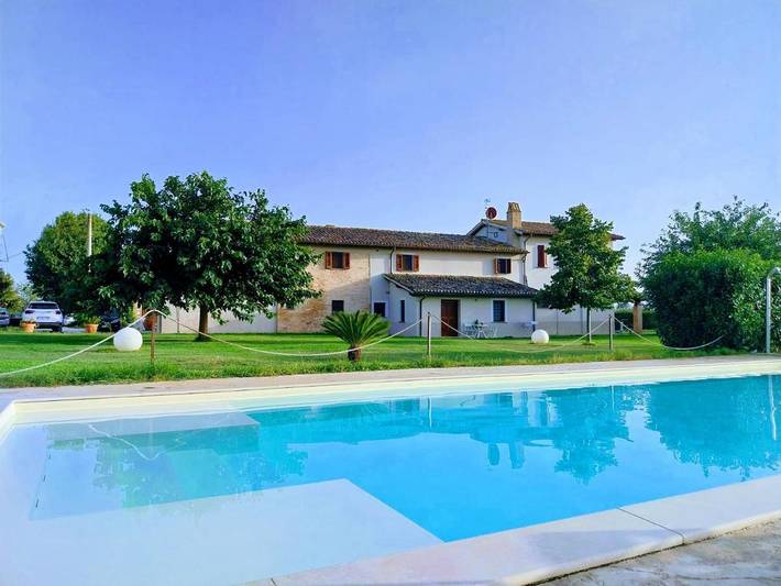 Appartement de vacances pour 5 personnes, avec piscine ainsi que vue et jardin - 1