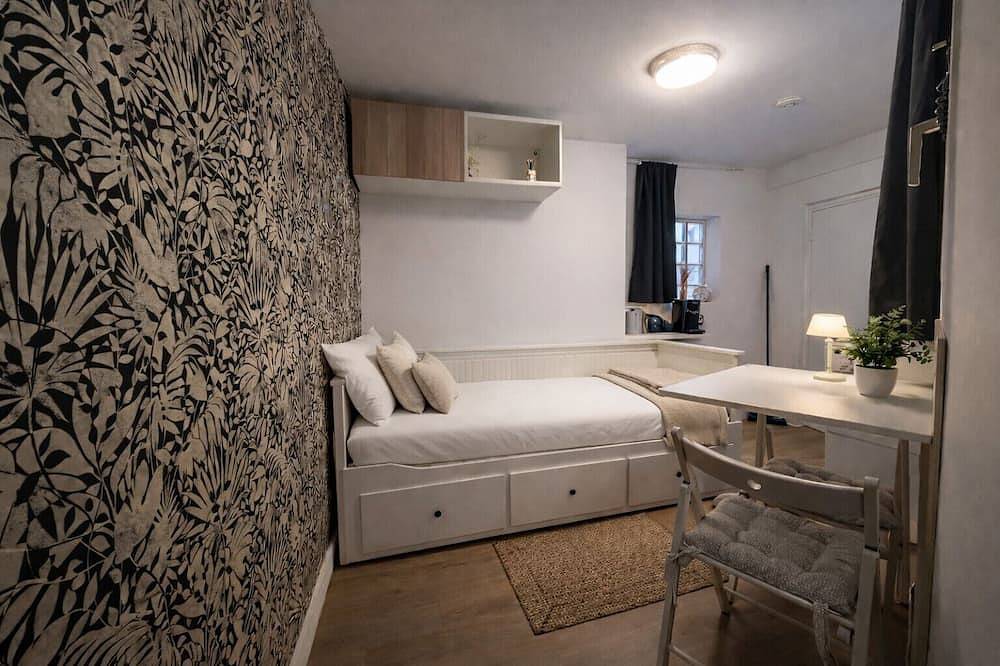 Ganze Wohnung, Comfortable and cozy studio – 2 people – La Doutre district, Angers in Angers, Angers und Umgebung