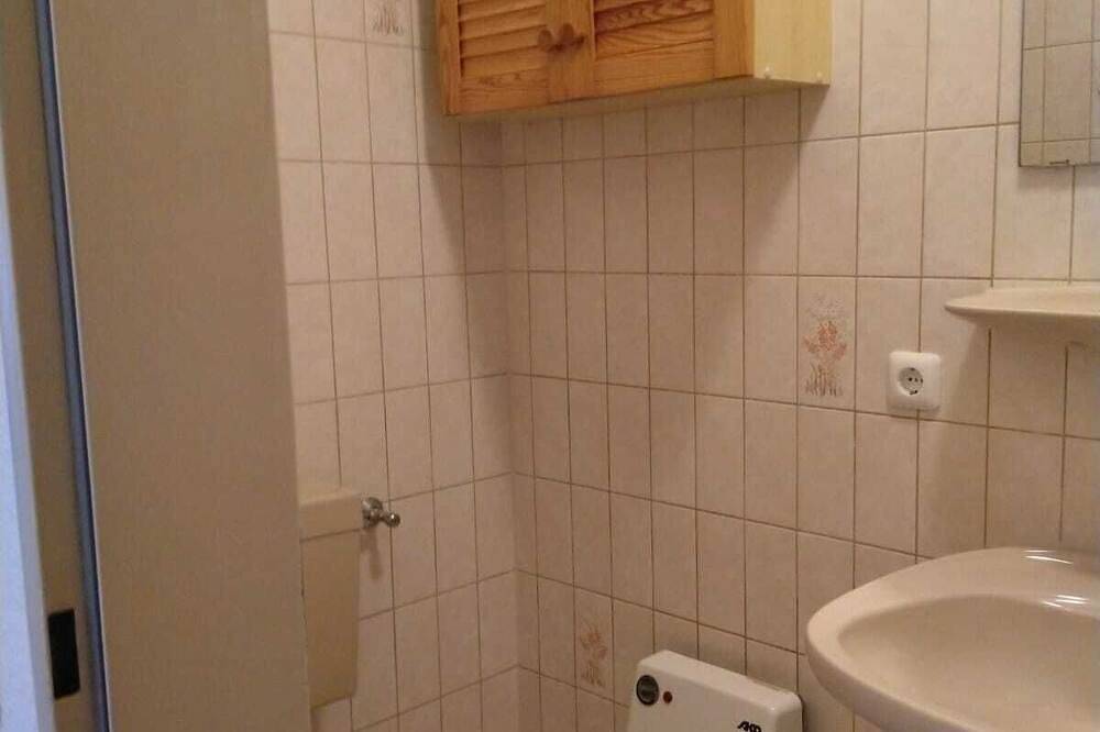 Ganze Wohnung, Kleine Ferienwohnung in Altenkirchen (Westerwald), Altenkirchen & Umgebung