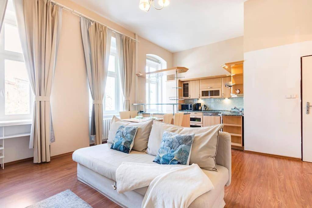 Ganze Wohnung, Standard Apartment in Karlsbad, Karlsbad und Umgebung