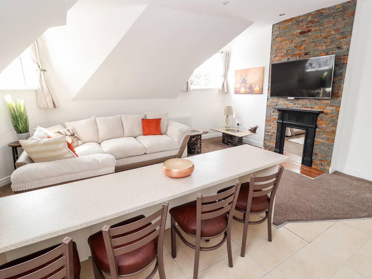 Holiday Rental for 6 People in Prestatyn, Denbighshire