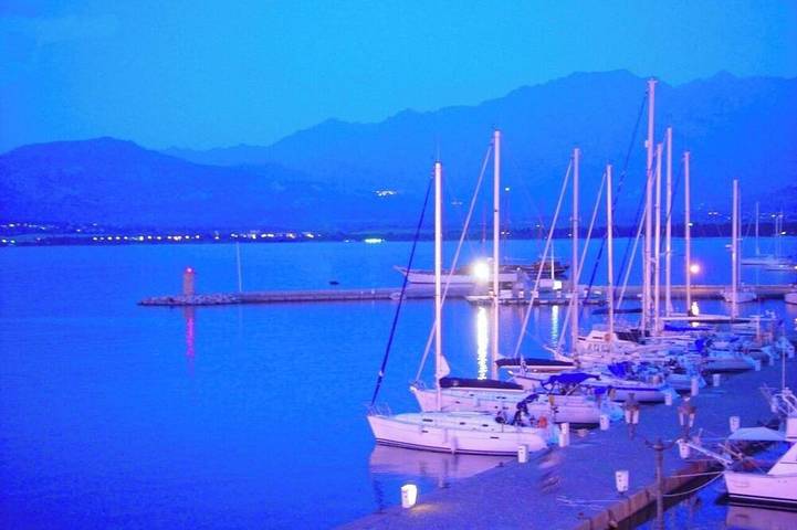 Gîte pour 5 personnes dans Office De Tourisme De Calvi