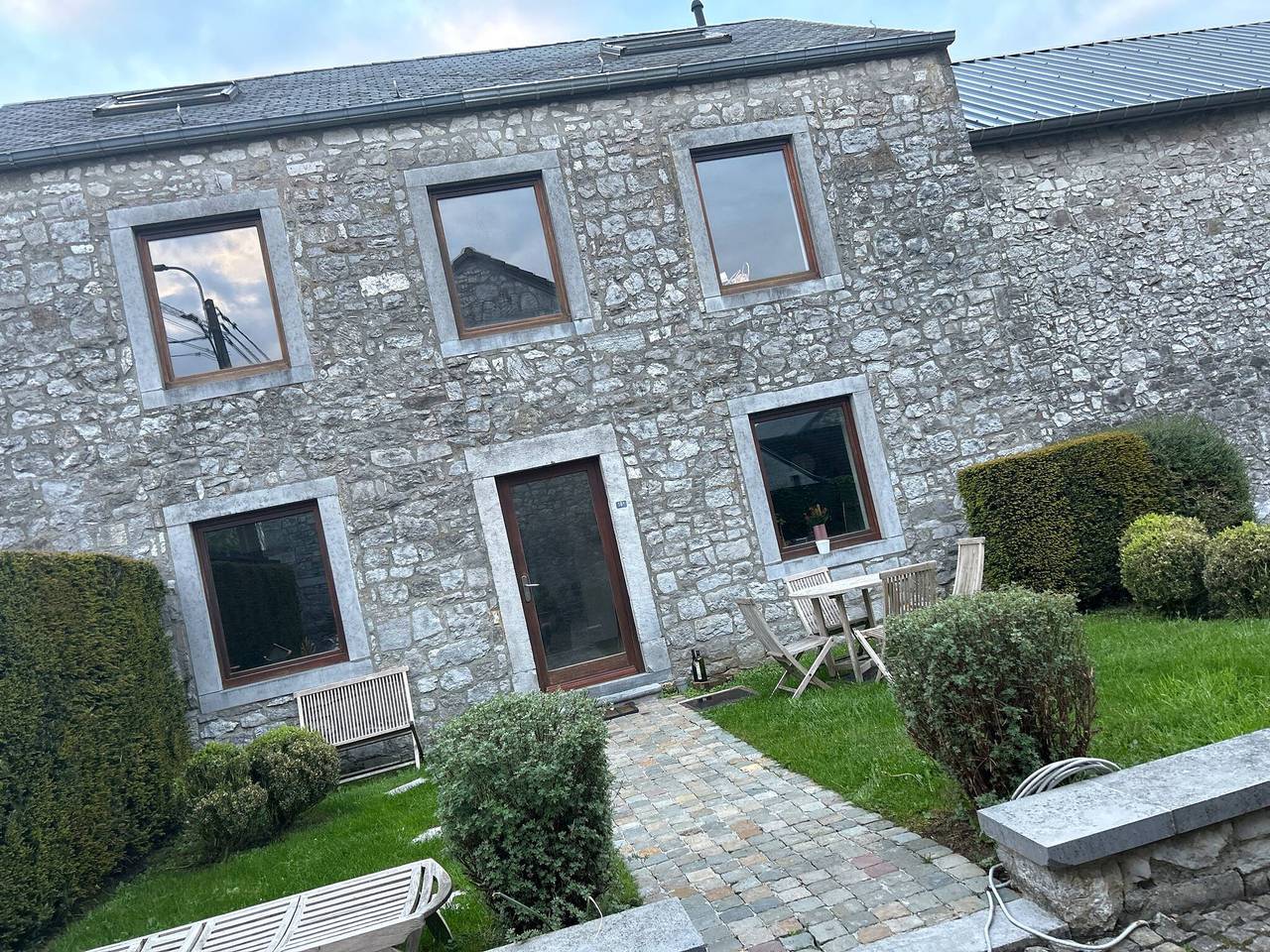 Chambre privée avec Lit King Size - Sdb partagée in Clavier, Région de Liège