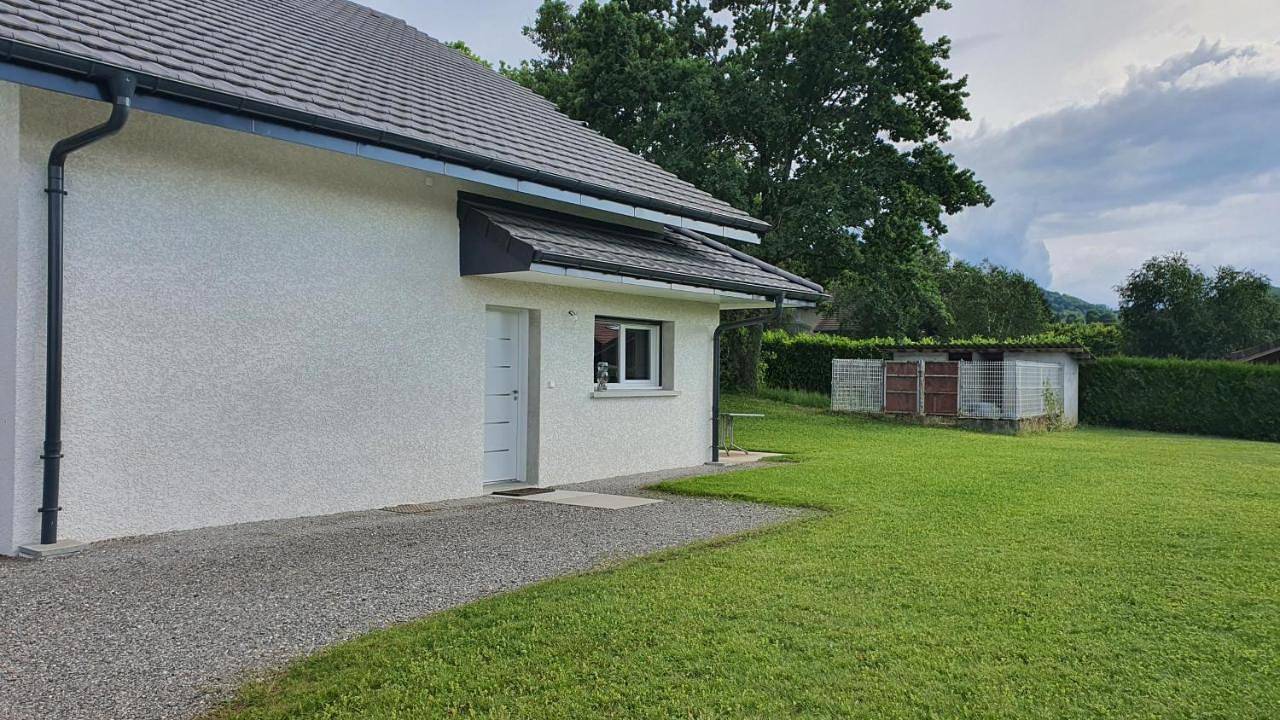 Appartement entier, One-Bedroom Apartment in Bons-en-Chablais, Région de Thonon-les-Bains