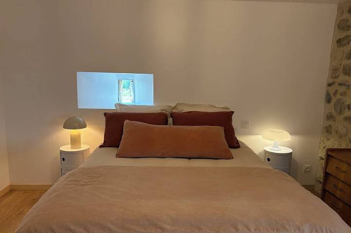 Location de vacances pour 4 personnes, avec jardin à Lanobre - 4