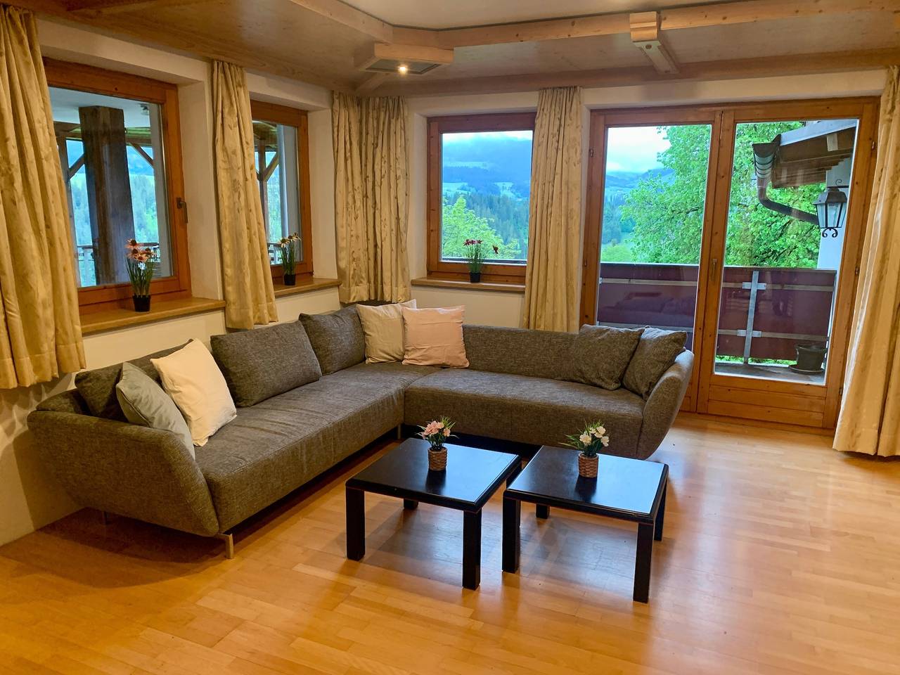 Geheel appartement, Appartement 'Auner Top 1' met uitzicht op de bergen, eigen terras en draadloos internet in Westendorf (Tirol), Kaisergebirge