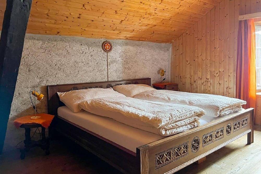 Ferienhaus \"Rustico Eremo Rico\" mit Traumsicht in Minusio, Tessiner Alpen