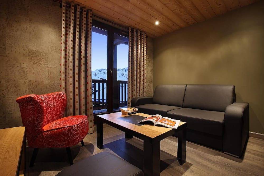 Entire apartment, Wifi, 150m from ski slopes, fitness, swimming pool, sauna, hammam, fireplace or stove, tv in Les Arcs, Bourg-Saint-Maurice