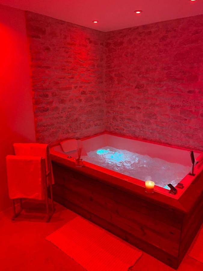 Gîte pour 2 personnes, avec jacuzzi et balcon à Levens - 4