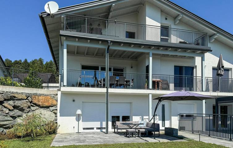 Ferienwohnung für 4 Personen, mit Terrasse und Garten sowie Seeblick