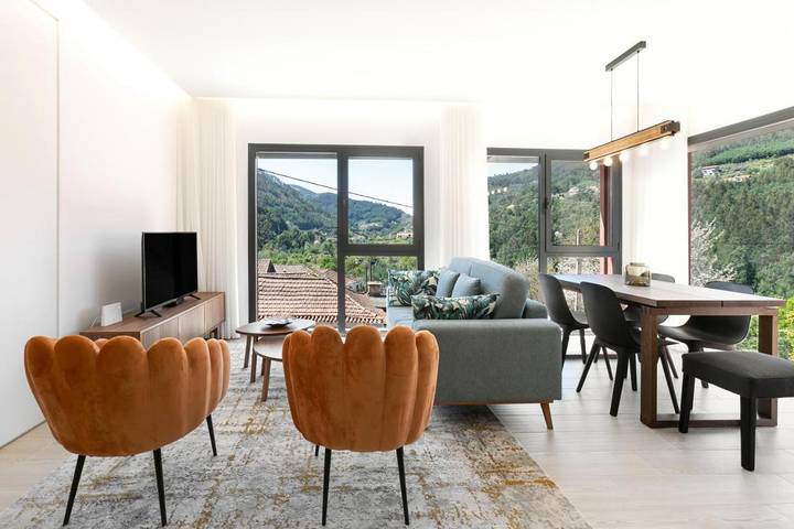 Maison de campagne pour 6 personnes, avec terrasse ainsi que vue et jardin dans Góis - 4