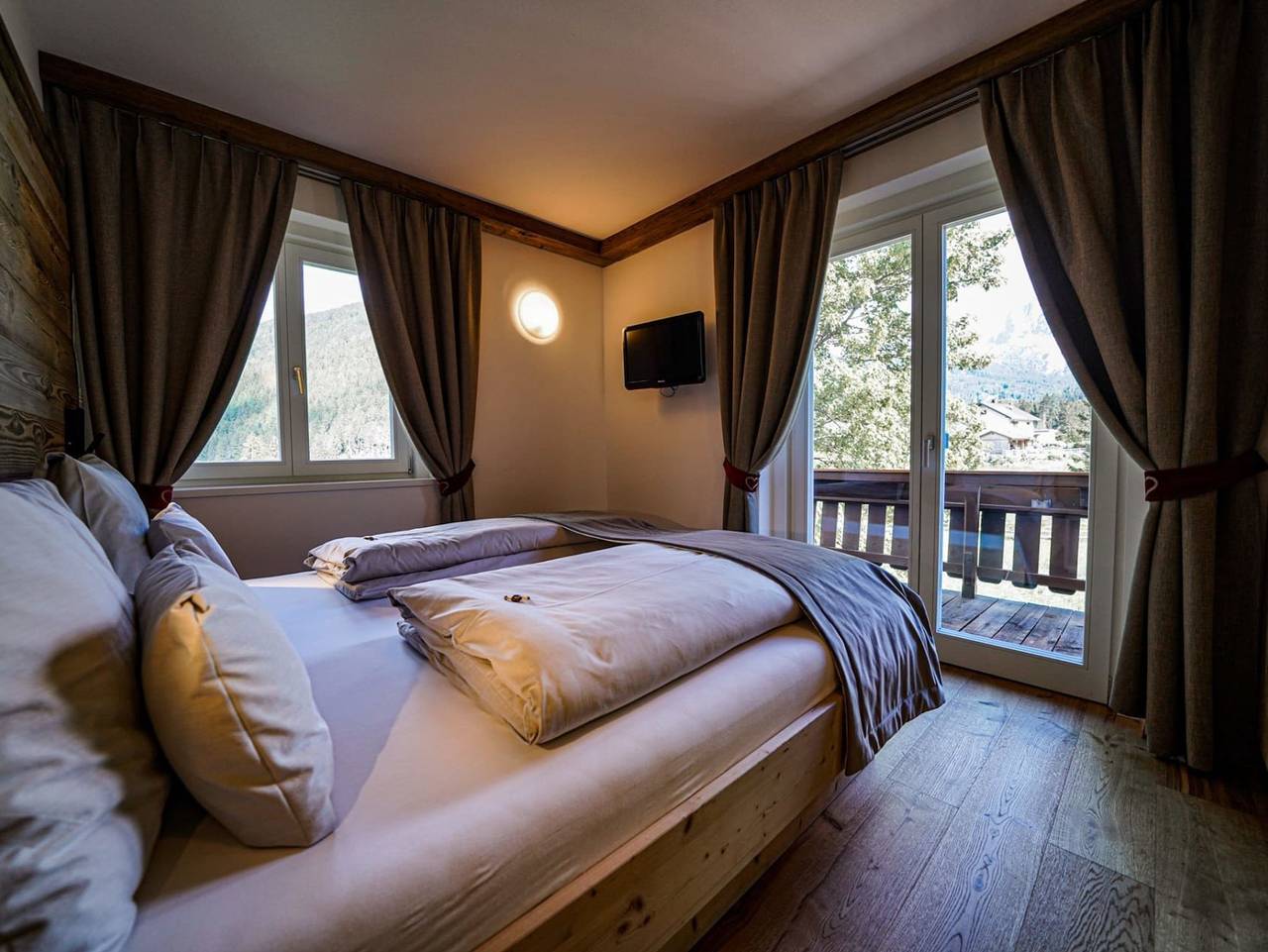 Ganze Ferienwohnung, Garni Bergblick - Doppelzimmer 204 in Pragser Wildsee, Prags
