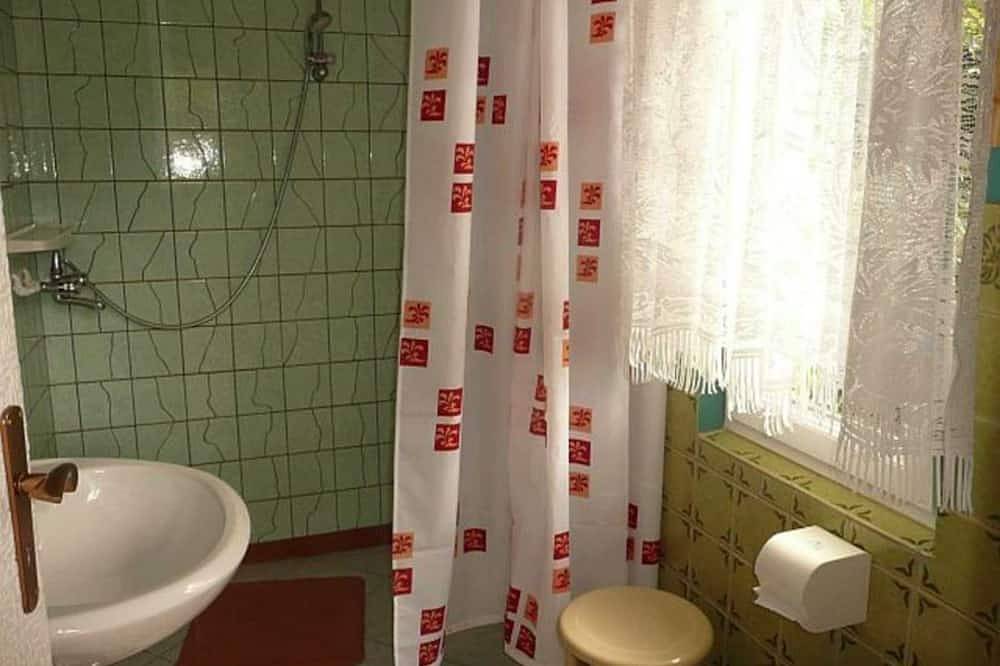 Ganze Wohnung, Rügen-Fewo 63 - Bungalow in Garz/Rügen, Rügen