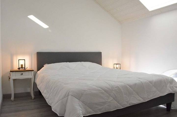 Location de vacances pour 9 personnes, avec jardin à Beauraing - 3