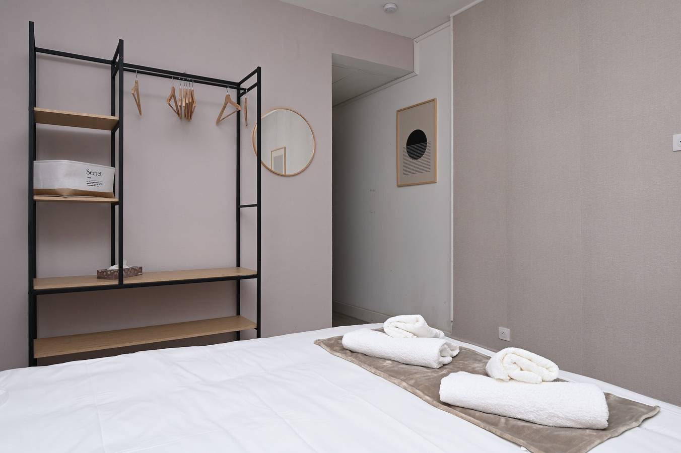 Habitación 'Chambre Double' con terraza compartida, Wi-Fi y aire acondicionado in Salies-du-Salat, Alto Garona