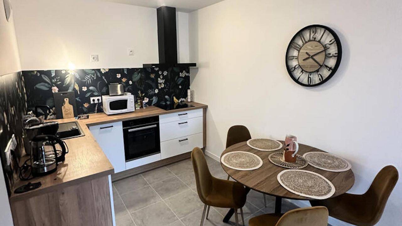 Entire holiday apartment, Ferienwohnung für 4 Personen (56 m²) in La Rochelle in La Rochelle, La Rochelle region