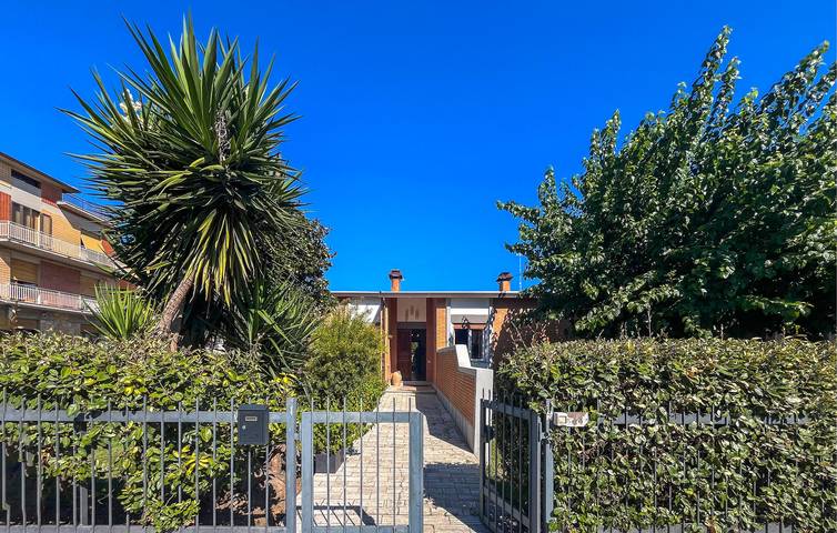 Casa vacanza per 8 persone, con terrazza e giardino - 1