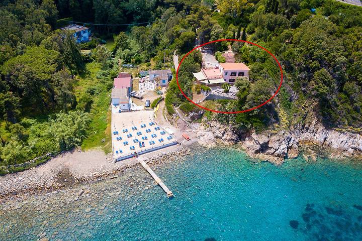 Ferienhaus für 10 Personen, mit Balkon und Terrasse sowie Garten in Marciana Marina