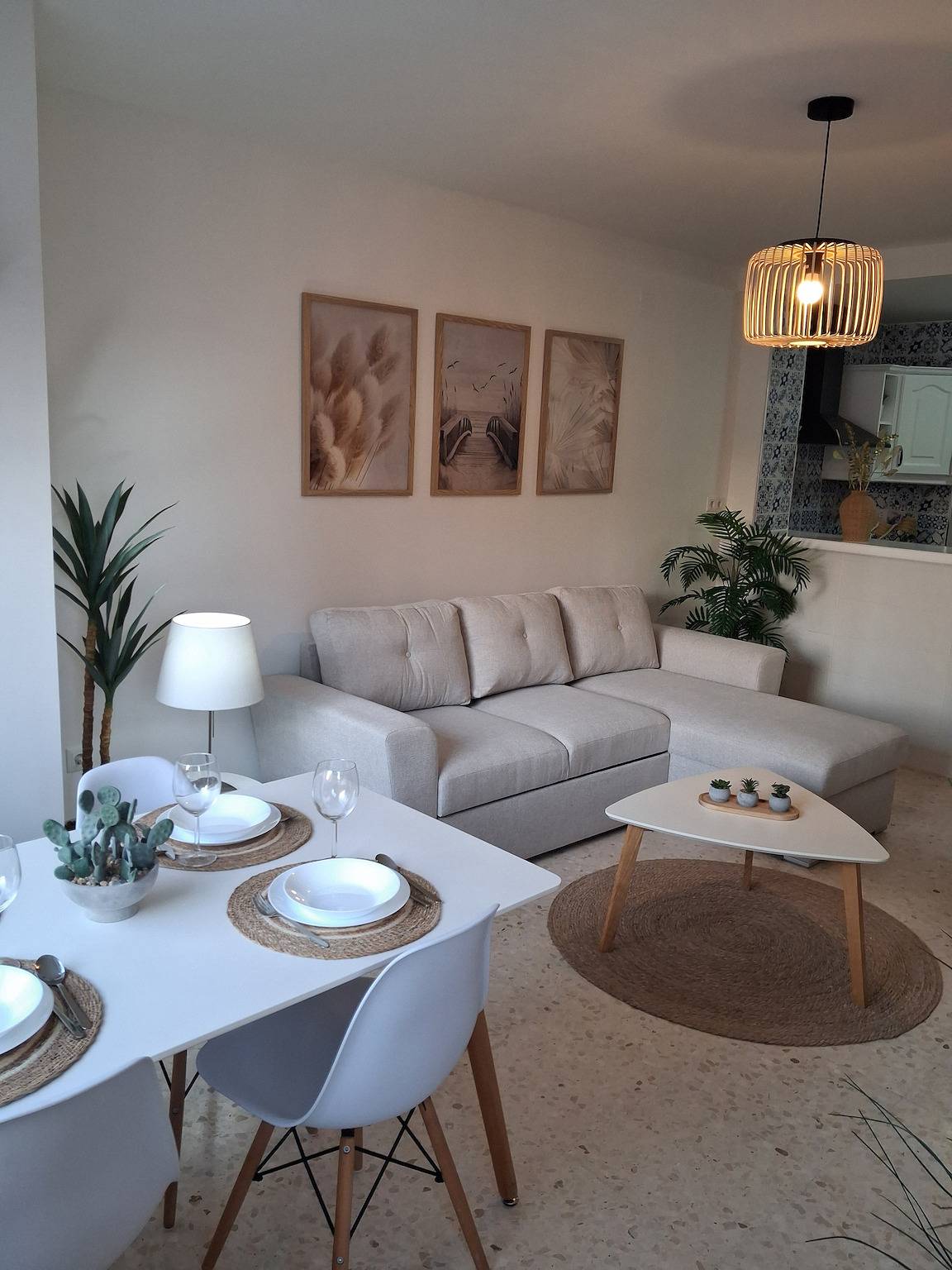 Ganze Wohnung, Ferienwohnung für 5 Personen mit Balkon in Torrevieja, Costa Blanca