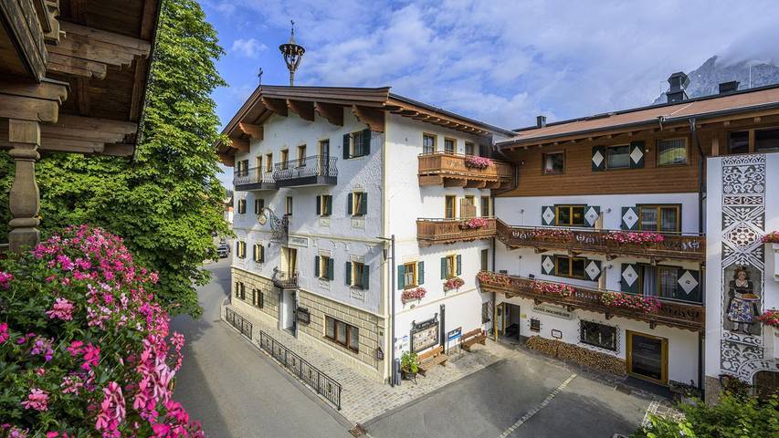 Ferienwohnung für 2 Personen, mit Sauna und Garten sowie Pool und Whirlpool, mit Haustier in Ellmau