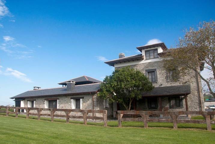Casa rural para 5 personas, con Terraza y Jacuzzi además de Jardín y Vistas en Valdés  - 3