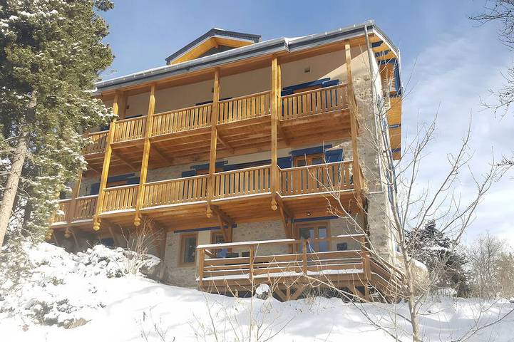 Gîte pour 4 personnes, avec jardin à Font-Romeu-Odeillo-Via