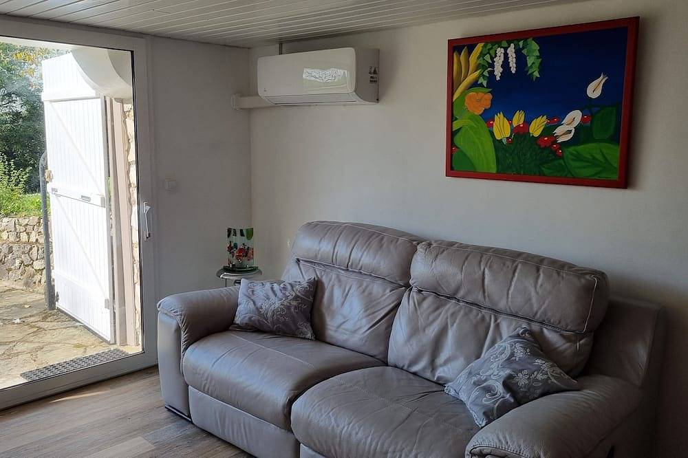 Independent studio, 32 m2, a few minutes from Préchacq and Dax in Montfort-en-Chalosse, Dax en omgeving