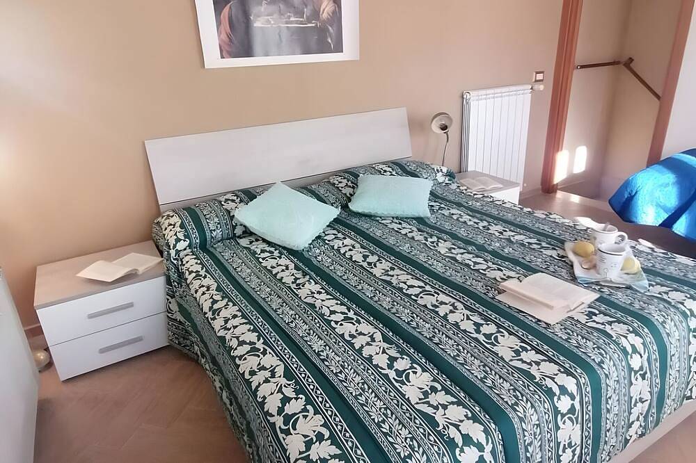 Apartamento entero, Apartamento 'Domenico' con Balcón, Wi-Fi y Aire Acondicionado in Mesina, Provincia de Messina