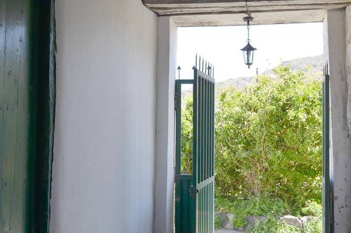 Ganze Wohnung, Casa El Patio - 1br Apartment with shared patio and mountain views in Las Cabezadas, Hermigua