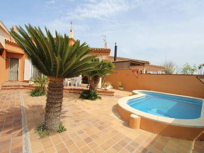 Casa rural para 6 personas, con Terraza y Jardín en Deltebre - 3