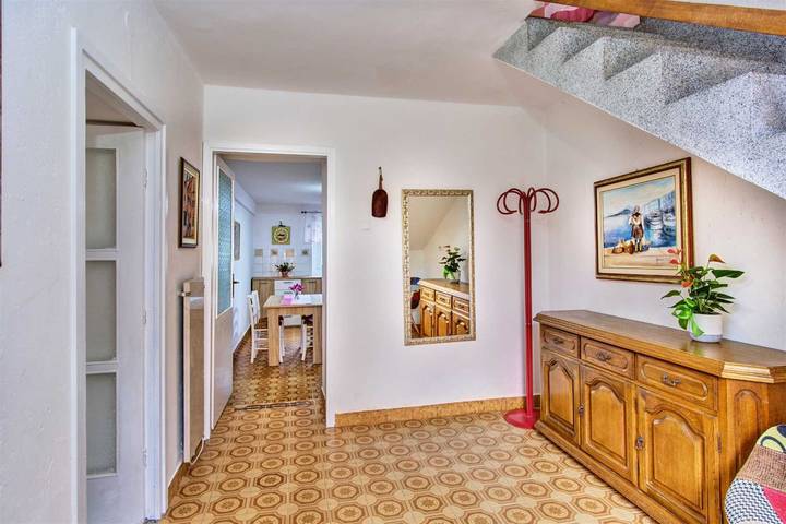 Villa pour 5 personnes, avec Terrasse et Jardin à Mali Losinj