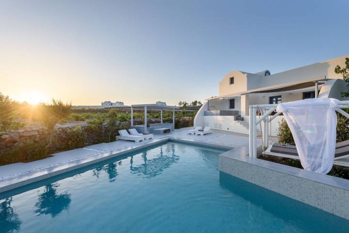 Location de vacances pour 9 personnes, avec terrasse et jardin à Megalochori - 4